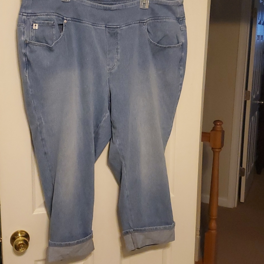 Belle by Kim Gravel cuffed capris jeans size 26W